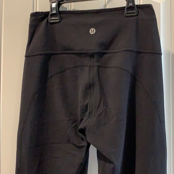🟢 Lululemon Melodic Movement 7/8 Tight Nulu Black 4 - Picture 2 of 6